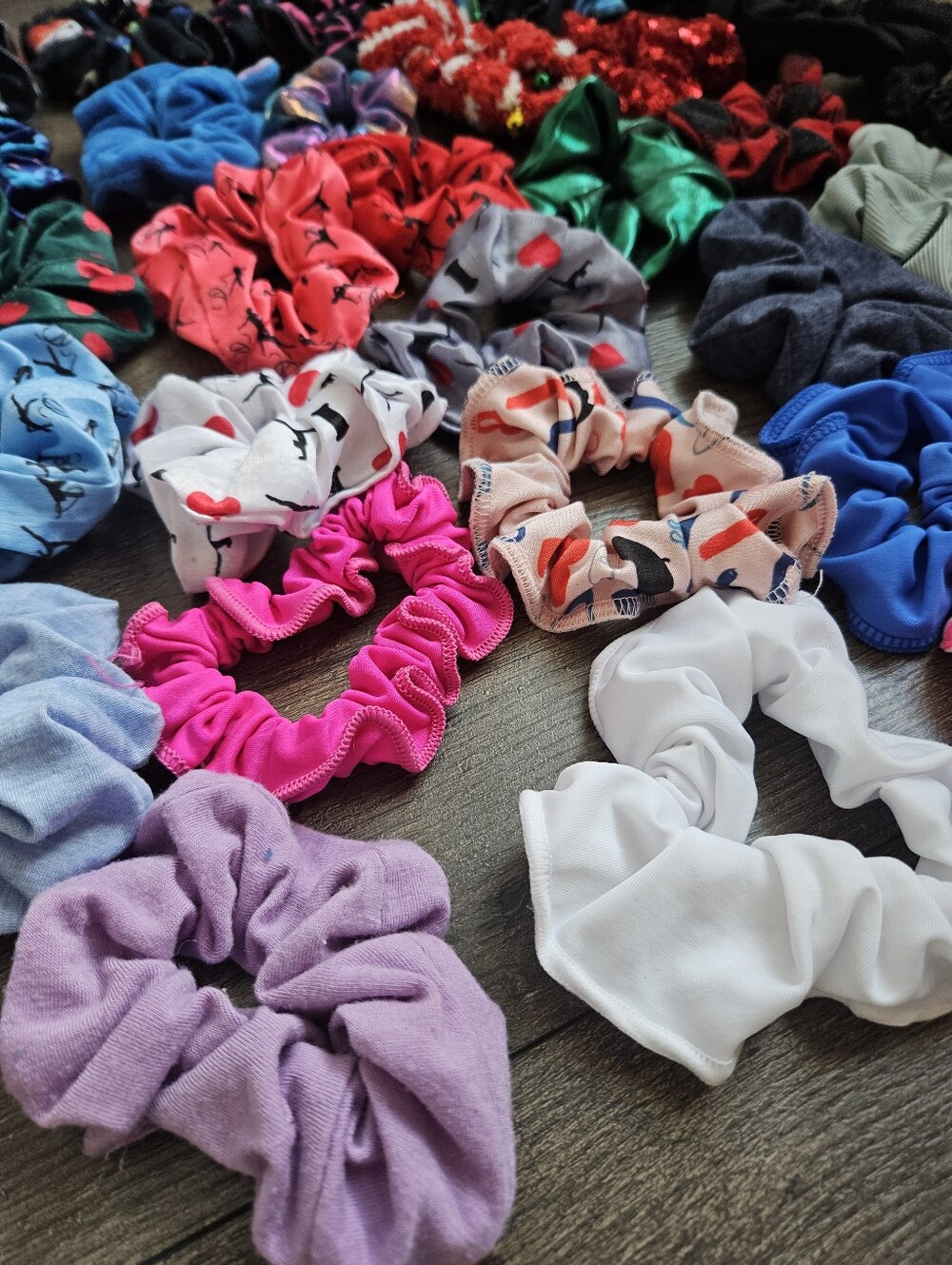 Scrunchie Bundle - Picture 2 of 3